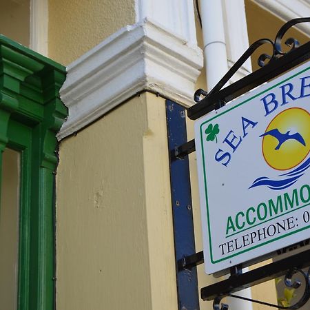 דגלאס Sea Breeze Guest House מראה חיצוני תמונה